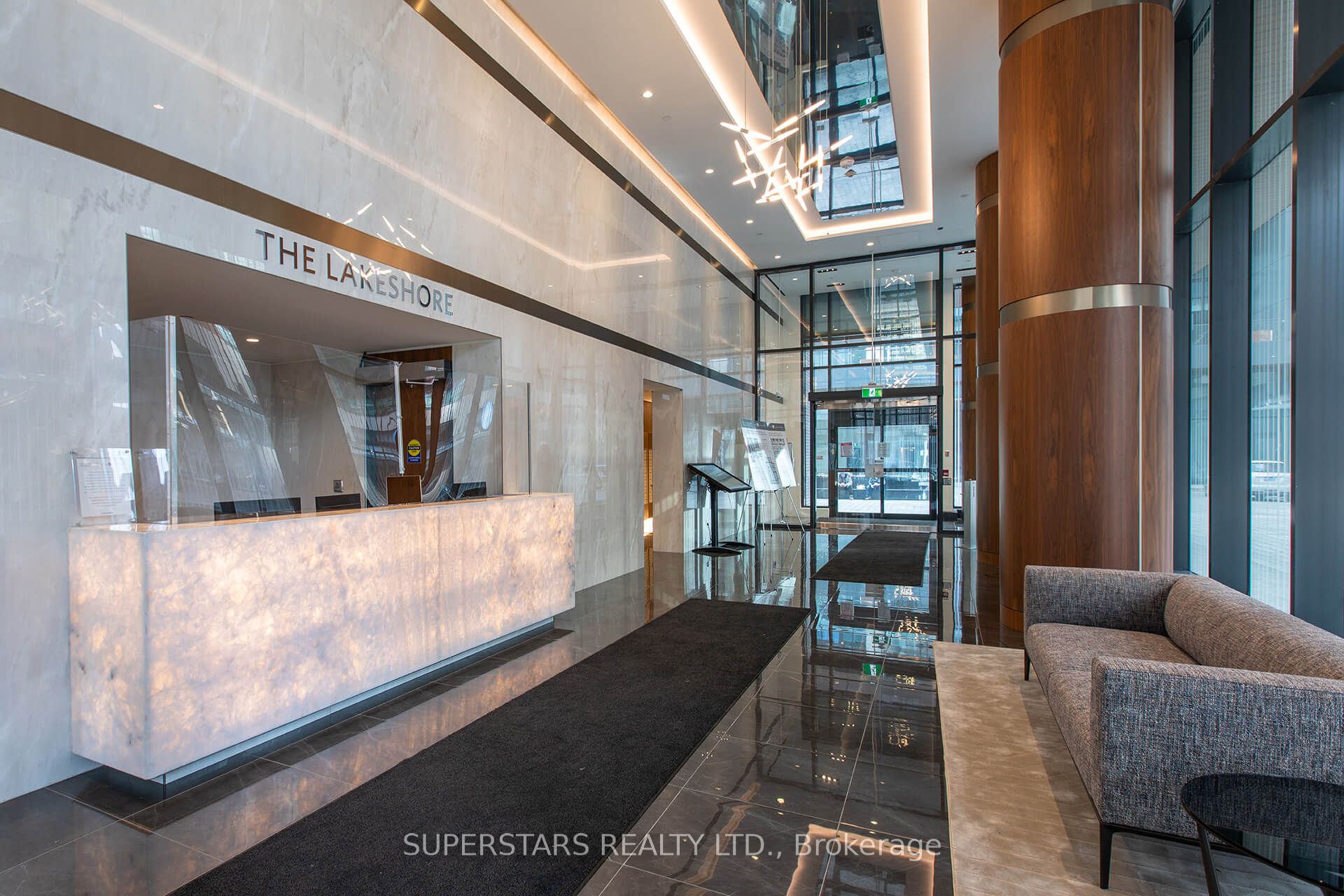 17 Bathurst Street 3516A, Toronto, ON M5V 0N1 photo 3