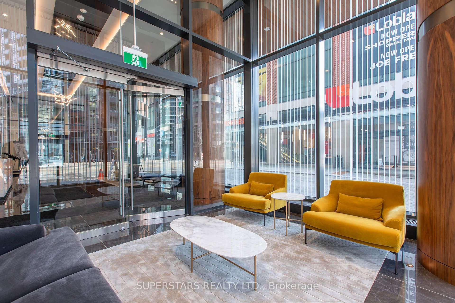 17 Bathurst Street 3516A, Toronto, ON M5V 0N1 photo 5