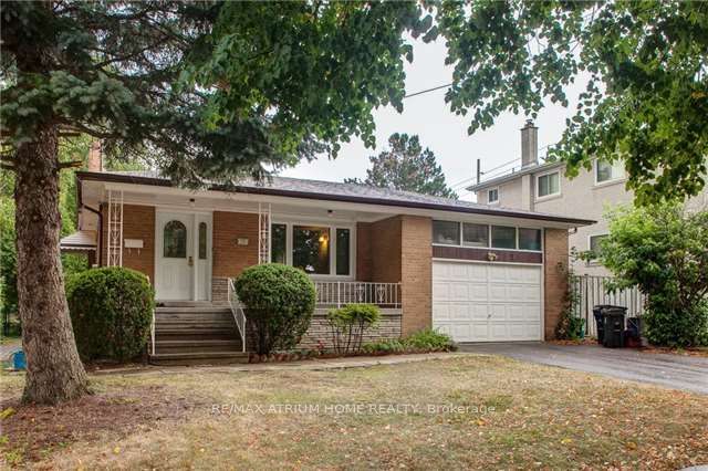 106 Maxome Avenue, Toronto, ON M2M 3K4 photo 2