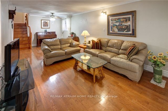 106 Maxome Avenue, Toronto, ON M2M 3K4 photo 3
