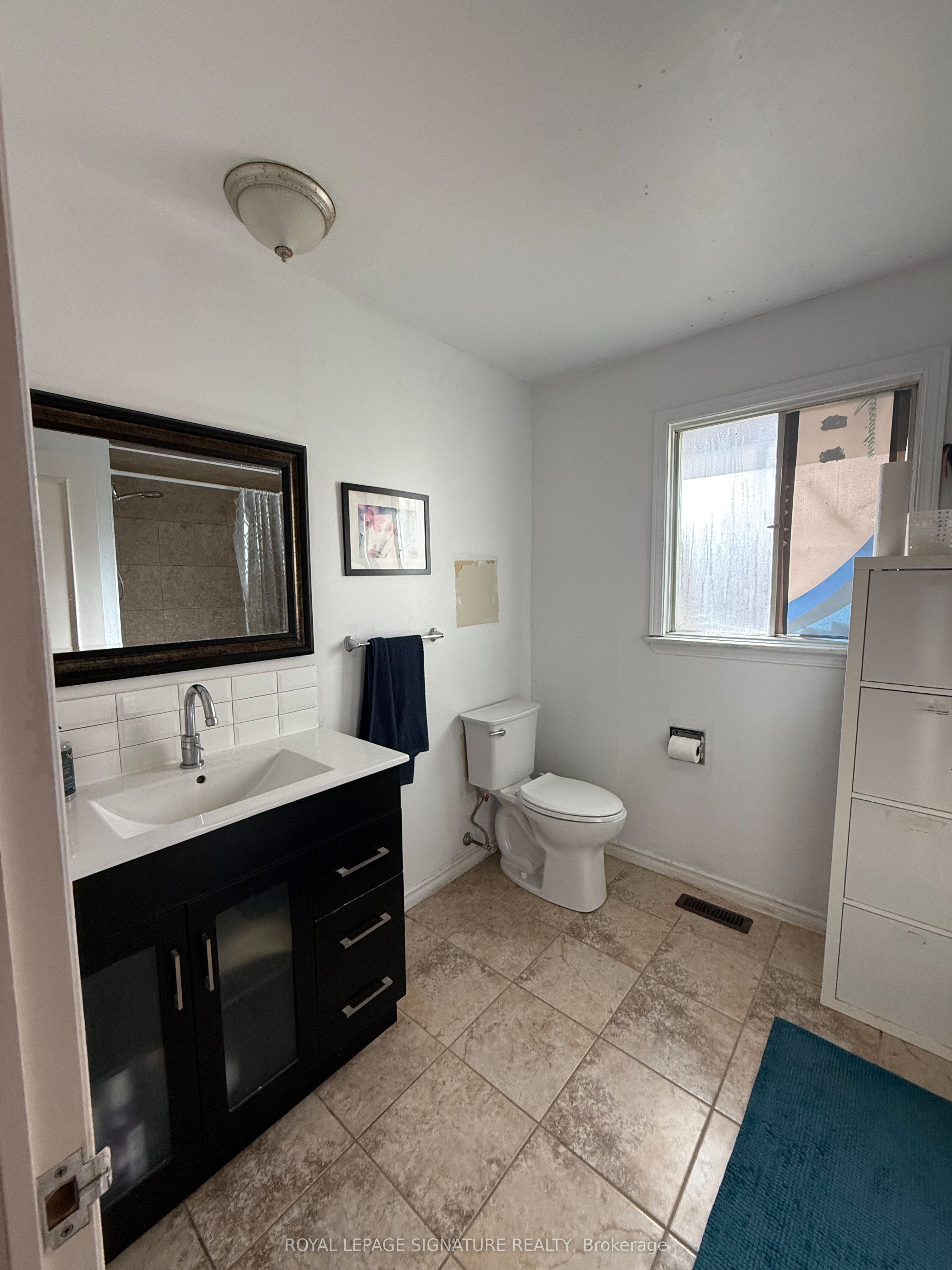 10 Teagarden Court, Toronto, ON M2N 5Z9 photo 2