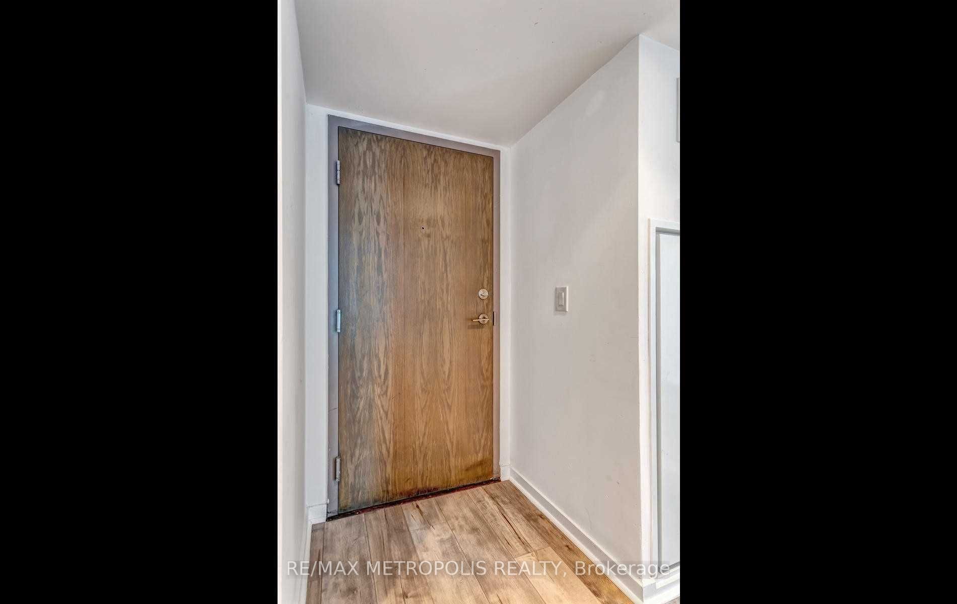 36 Lisgar Street 712E, Toronto, ON M6J 0C7 photo 4