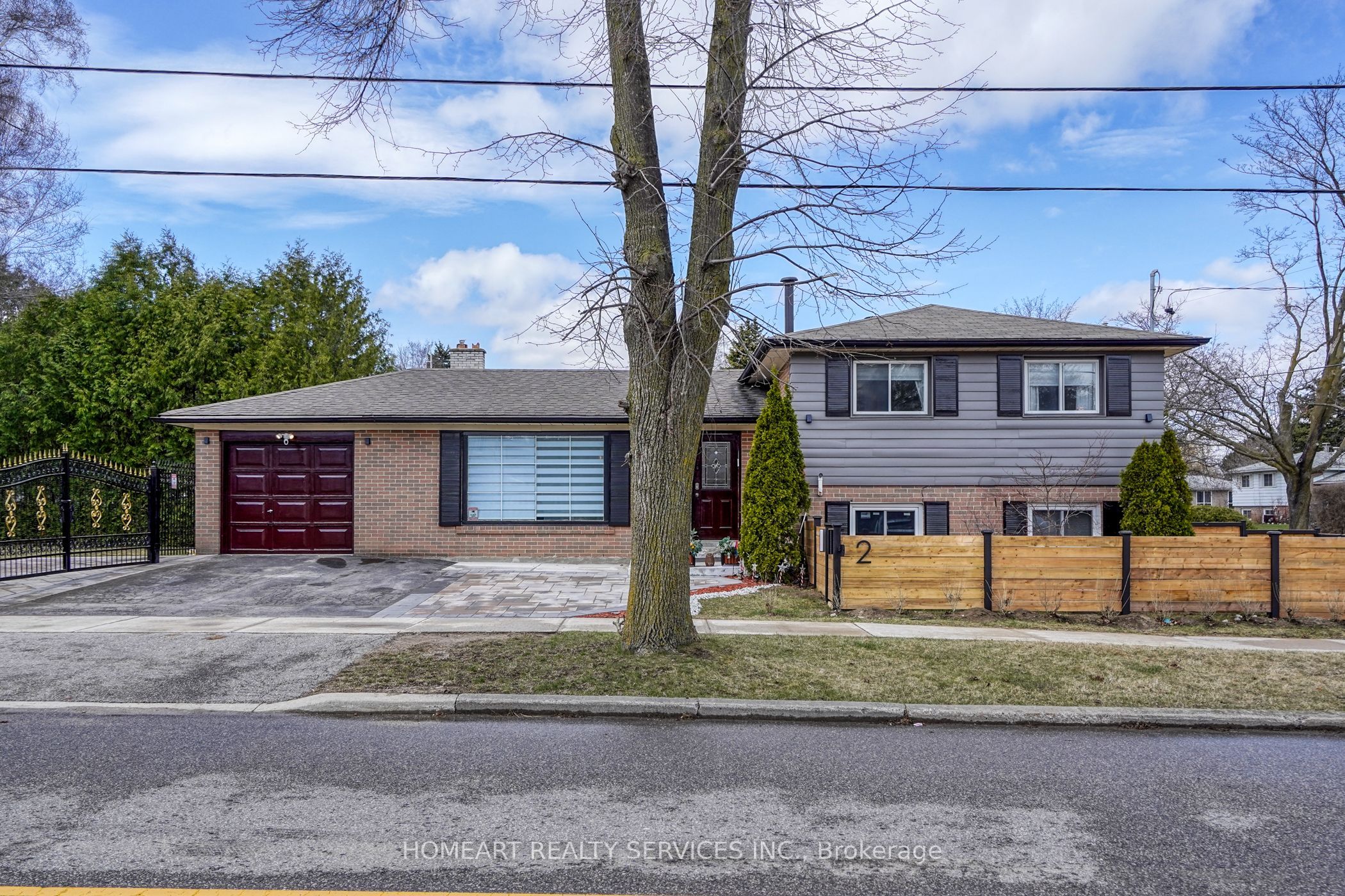 2 Lesgay Crescent, Toronto, ON M2J 2H8 photo 4