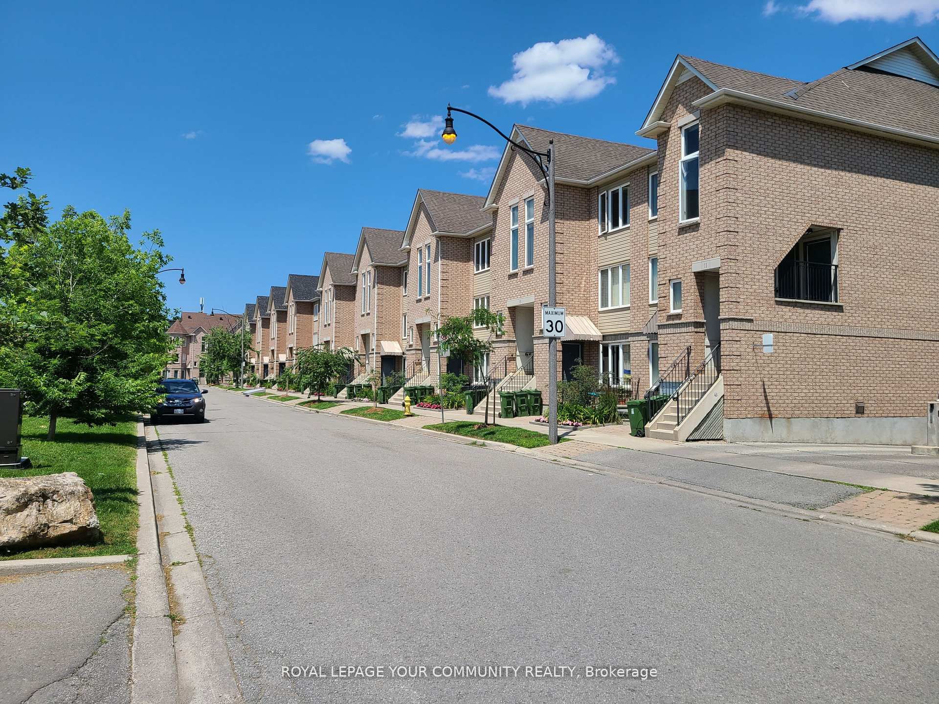 130 Vanderhoof Avenue 101, Toronto, ON M4G 4J8 photo 3
