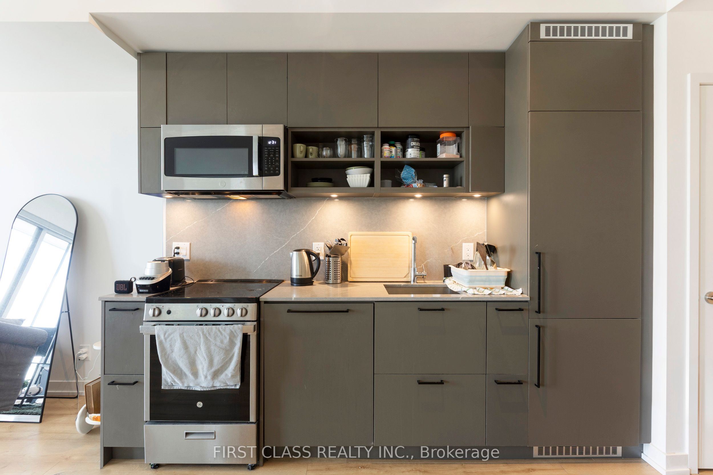 135 East Liberty Street 2606, Toronto, ON M6K 0G7 photo 5