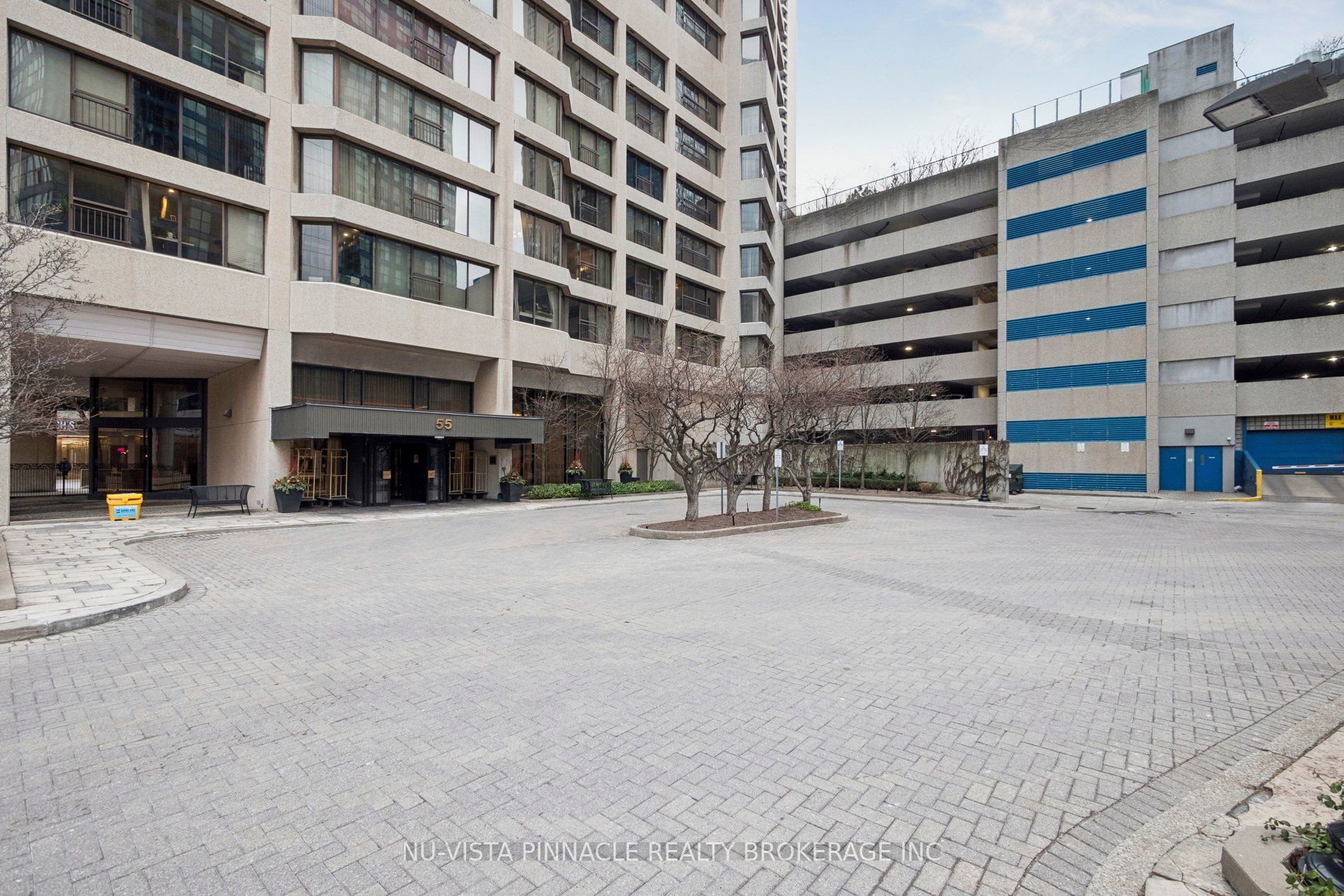 55 Harbour Square 1418, Toronto, ON M5J 2L1 photo 3