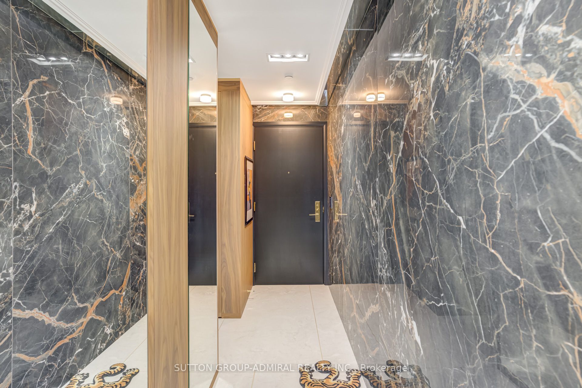 88 Cumberland Street 505, Toronto, ON M5R 0C8 photo 3