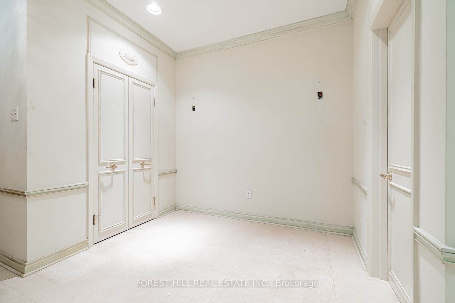 82 Oriole Road, Toronto, ON M4V 2G1 photo 3