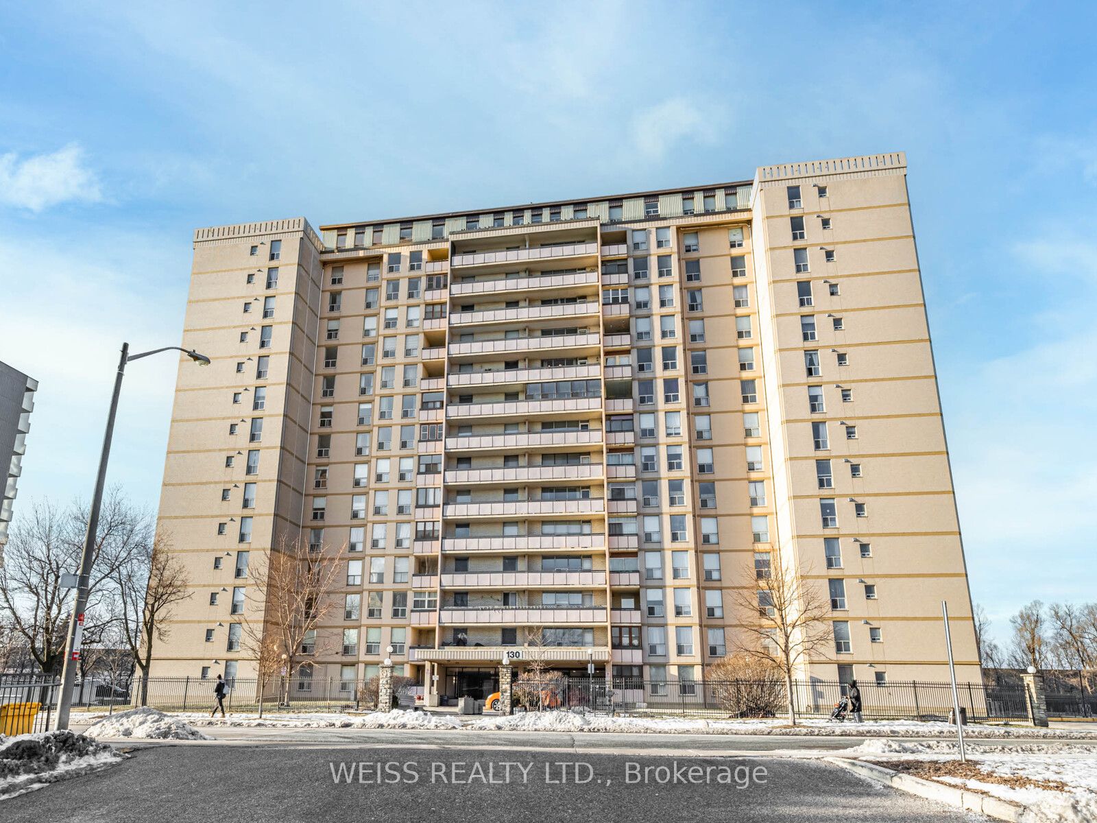 130 Neptune Drive 301, Toronto, ON M6A 1X5