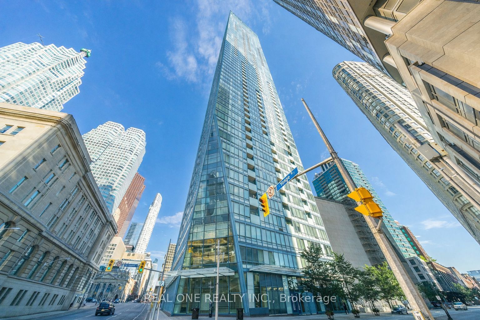 8 The Esplanade Avenue 1107, Toronto, ON M5E 0A6