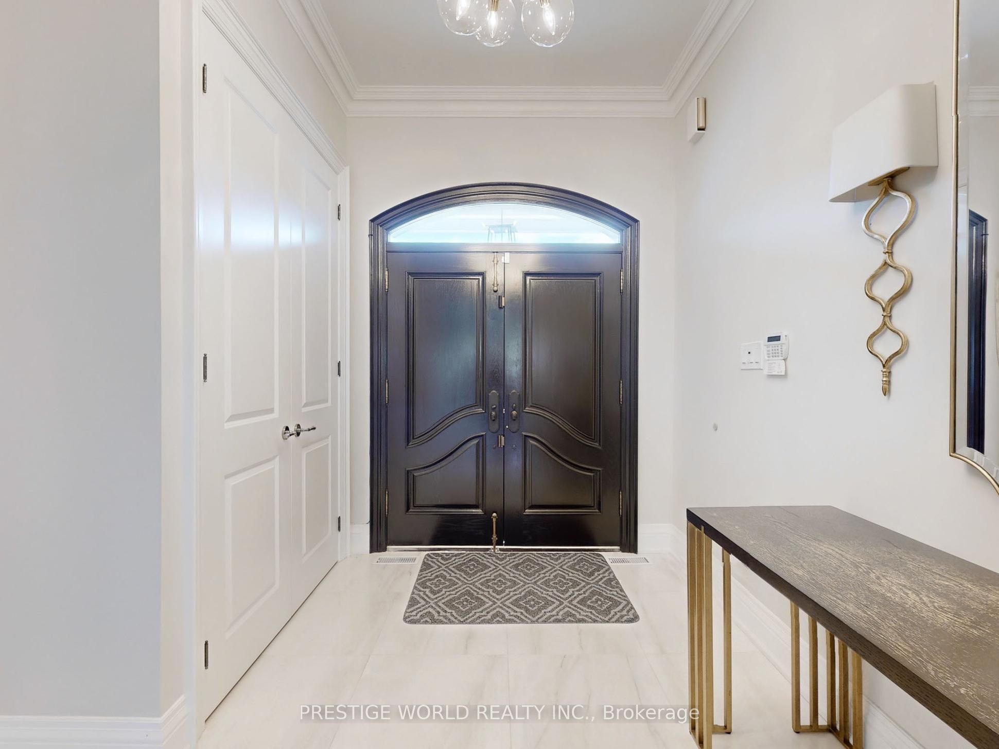 6 Blaine Drive, Toronto, ON M3B 2G4 photo 4