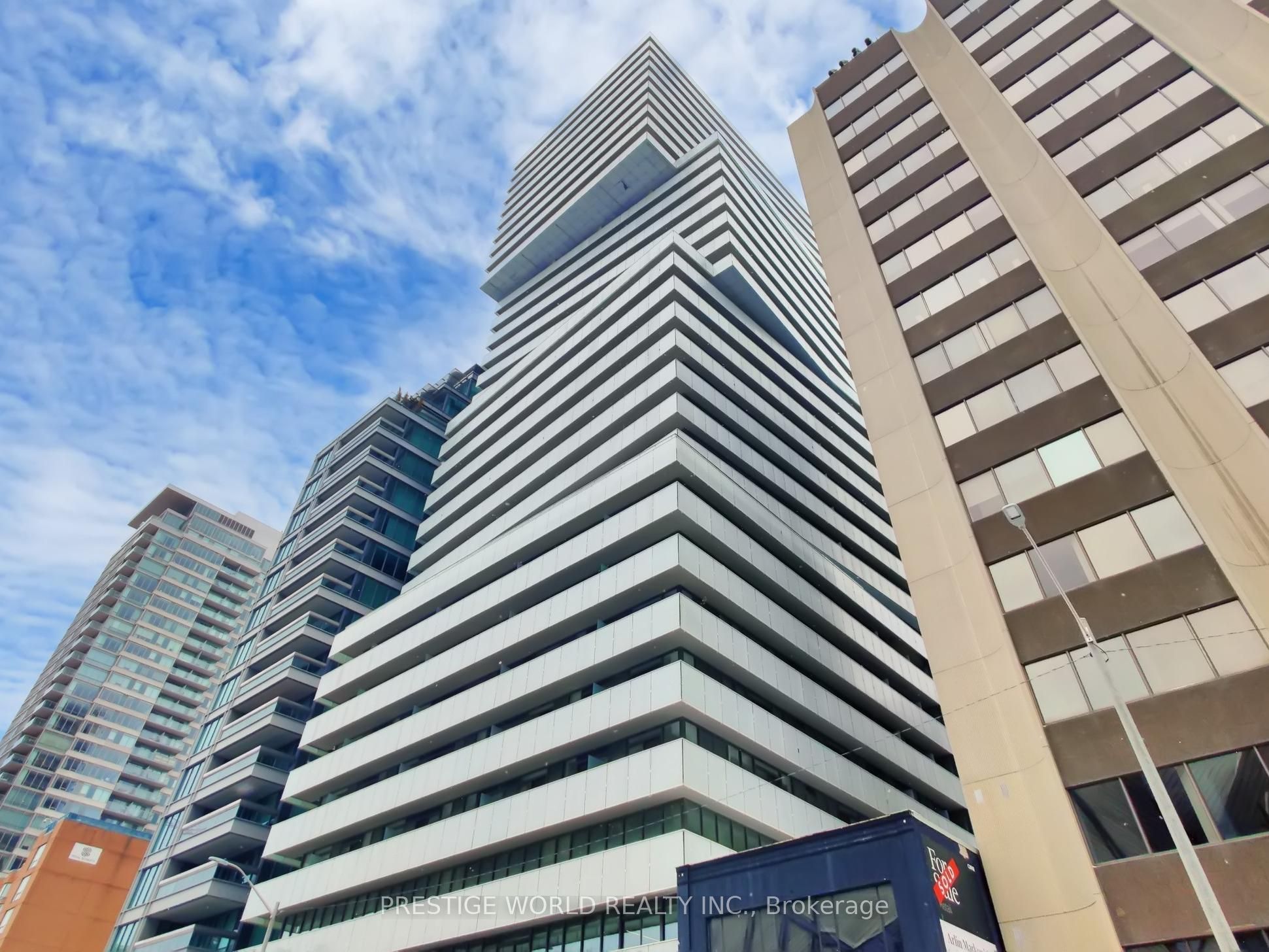 200 Bloor Street West Street W 1401, Toronto, ON M5S 1T8 photo 3