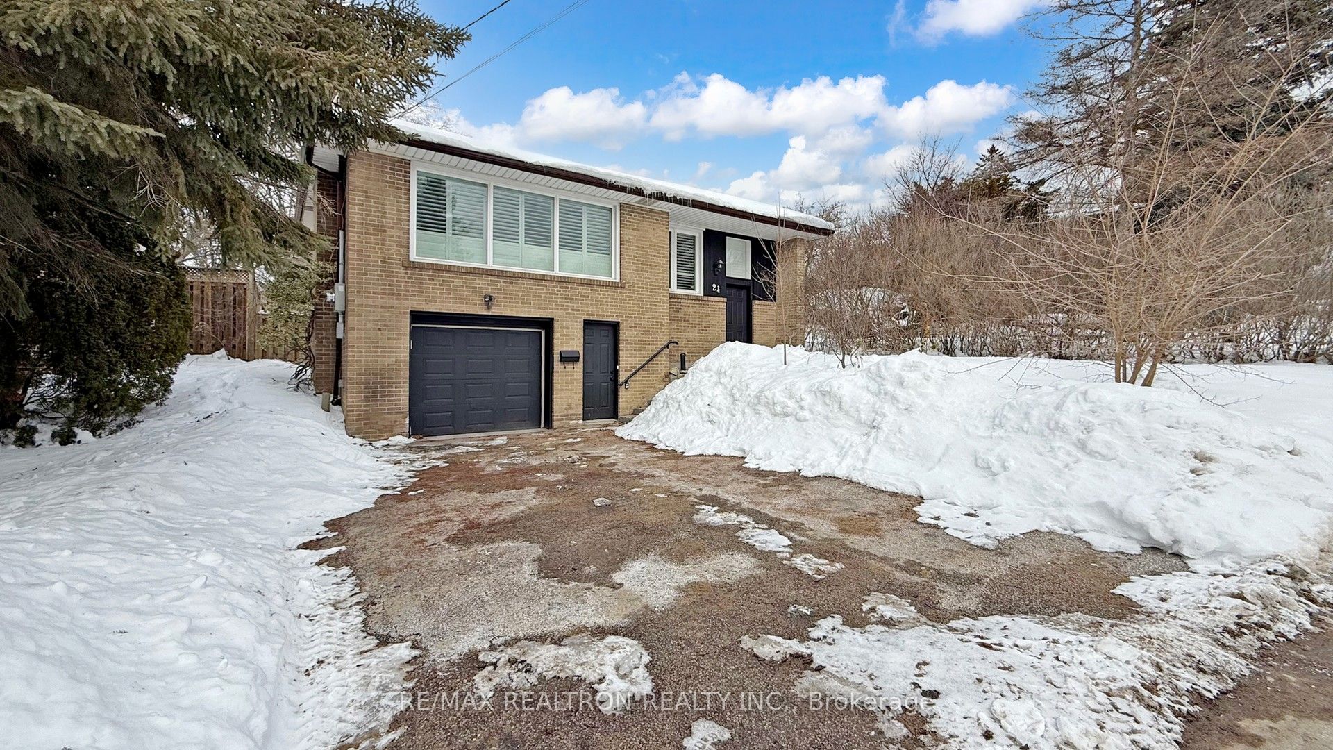 24 Fenelon Drive Main Floor, Toronto, ON M3A 3K3 photo 3
