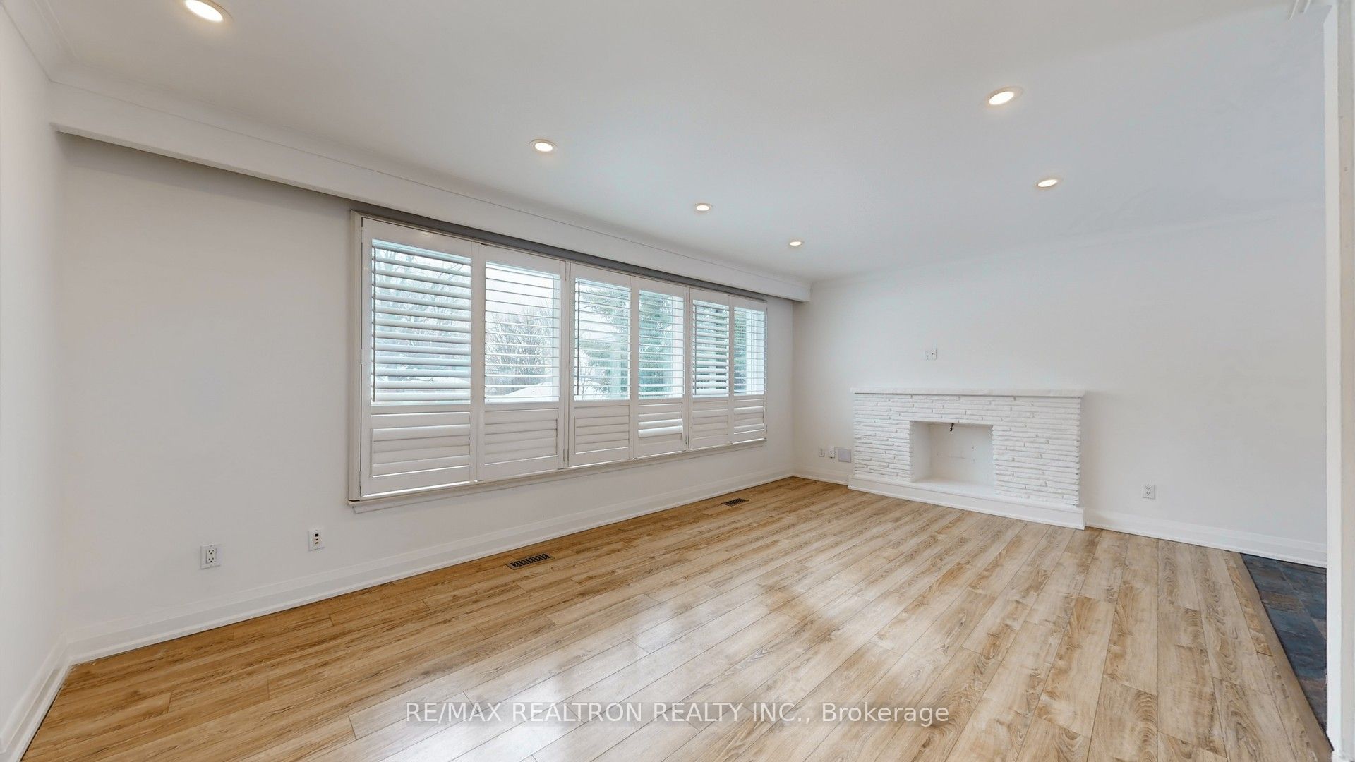 24 Fenelon Drive Main Floor, Toronto, ON M3A 3K3 photo 4