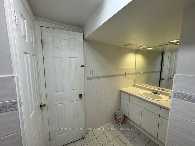 20 Castlebury Crescent N Basement, Toronto, ON M2H 1W6 photo 2