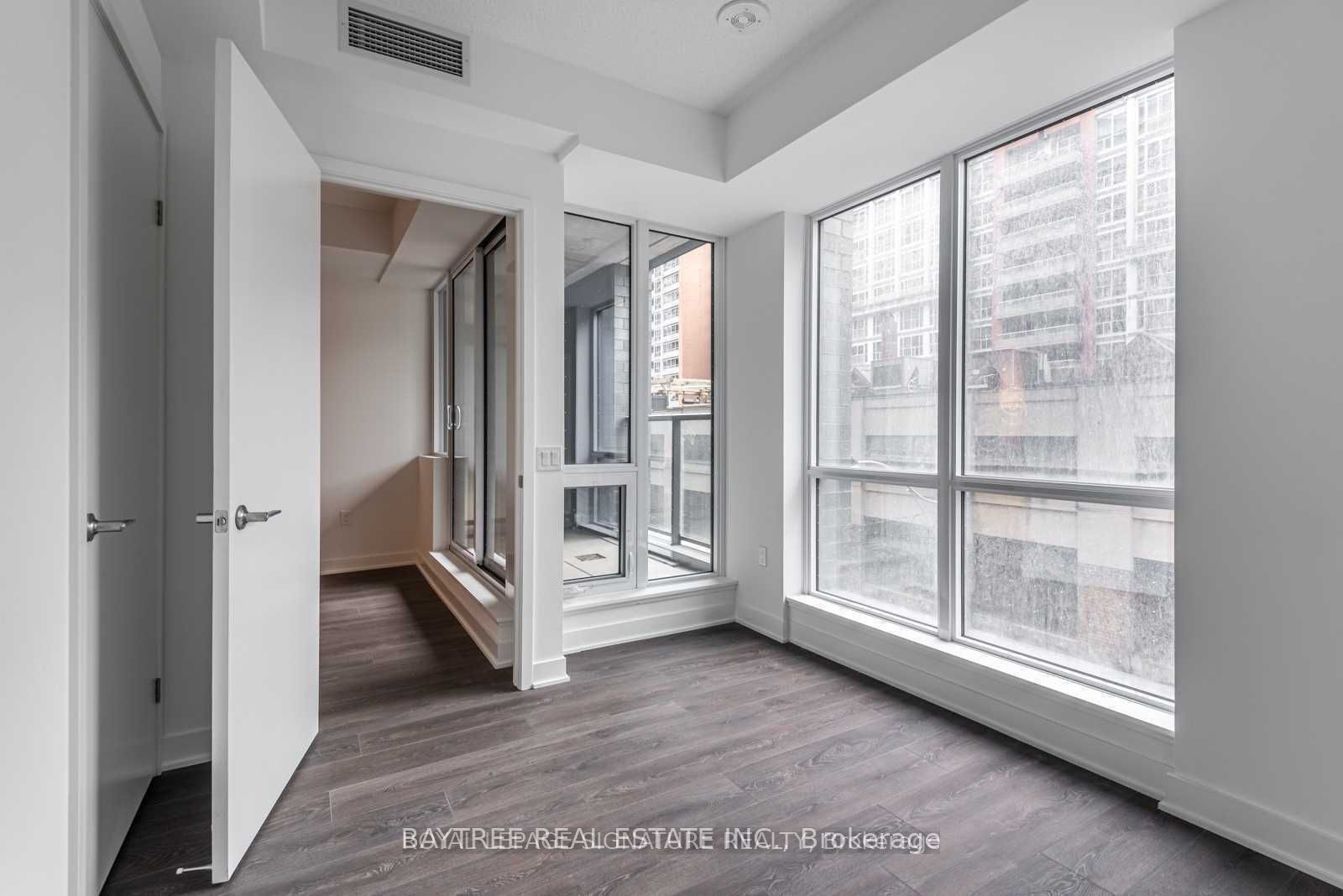 115 Blue Jays Way 317, Toronto, ON M5V 3T3 photo 4