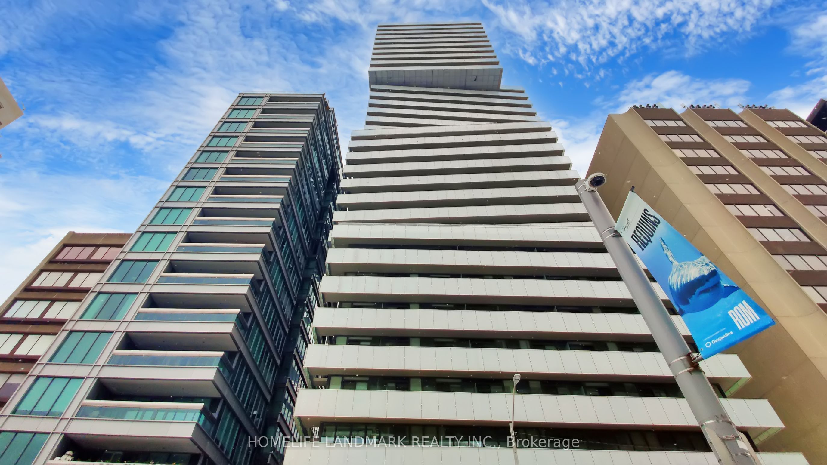 200 Bloor Street W 2305, Toronto, ON M5S 0B1 photo 3