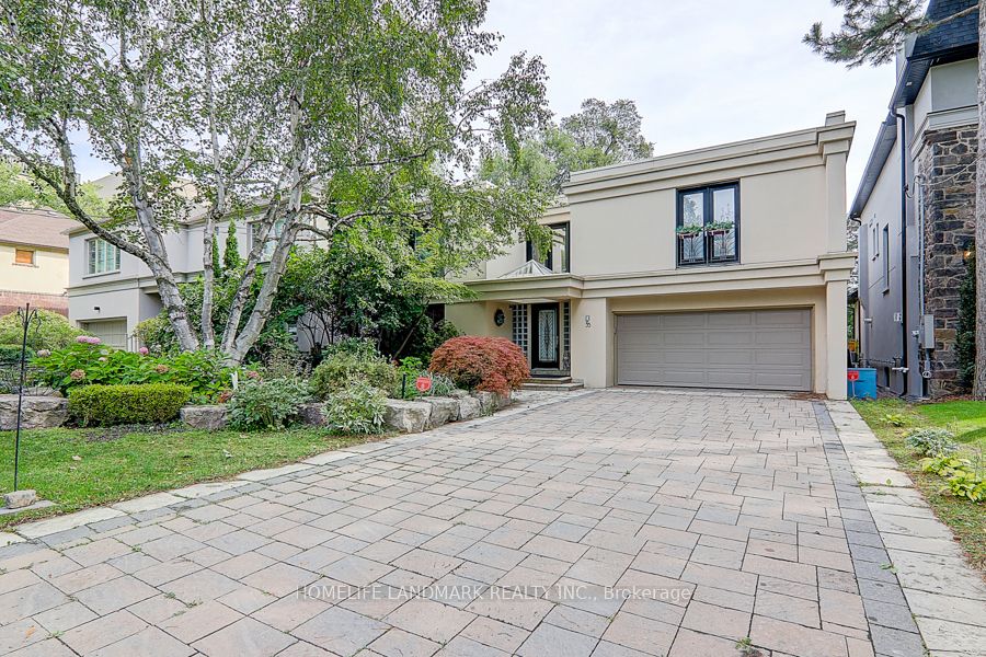 35 Gardiner Road E, Toronto, ON M5P 3B6 photo 2