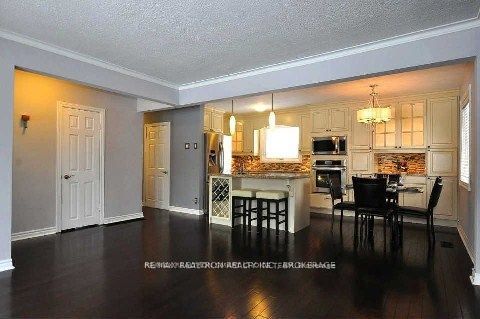 344 Moore Park Avenue, Toronto, ON M2R 2R6 photo 2