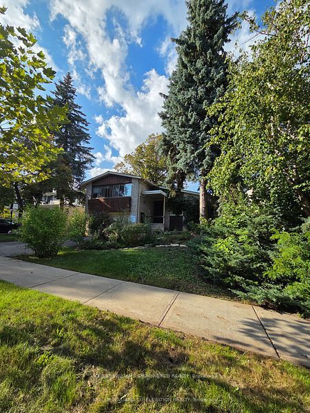36 Danville Drive, Toronto, ON M2P 1J1 photo 2