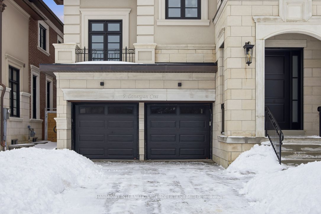 9 Lonergan Crescent, Toronto, ON M2M 4B3 photo 5