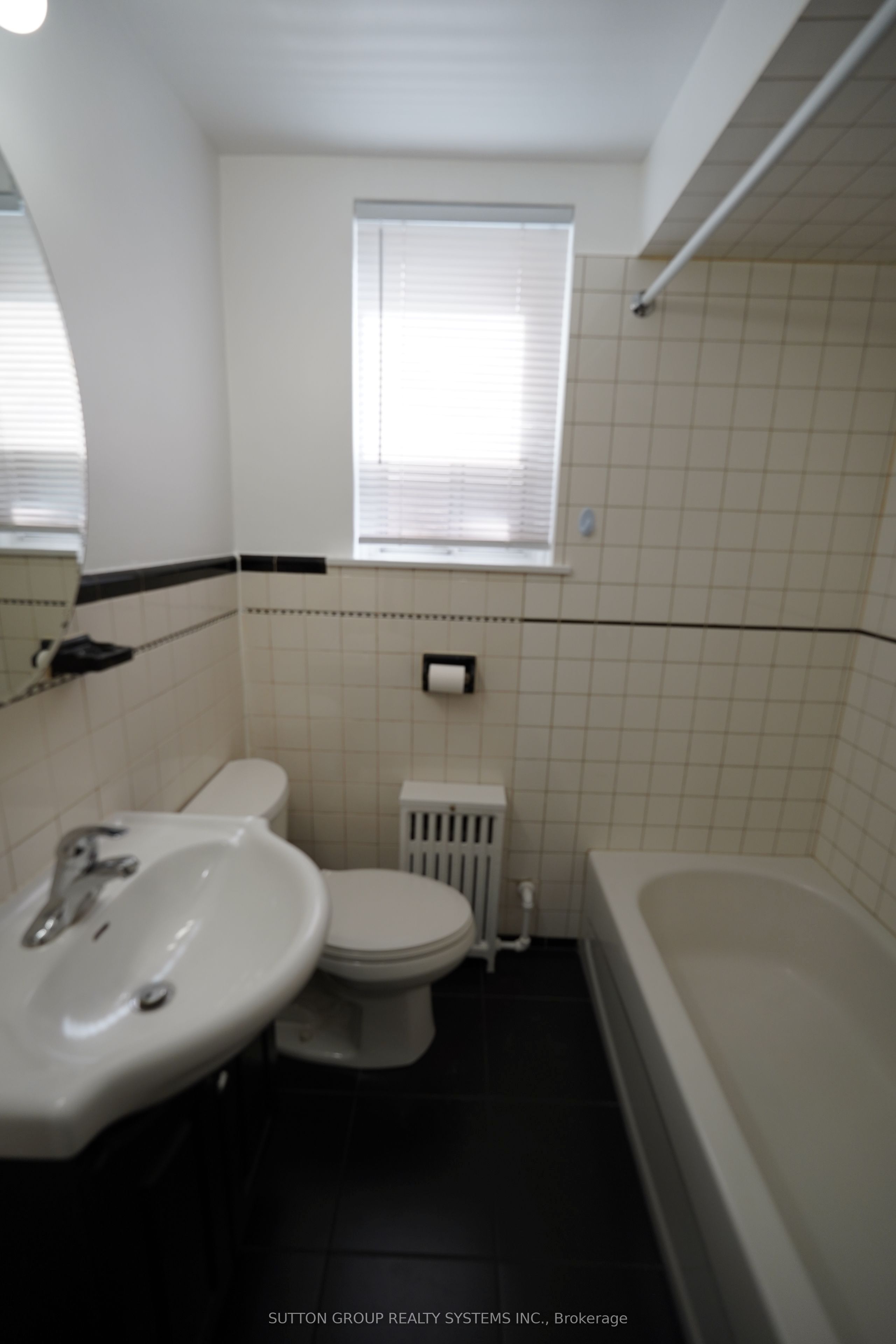 324 Lauder Avenue, Toronto, ON M6E 3H6 photo 4