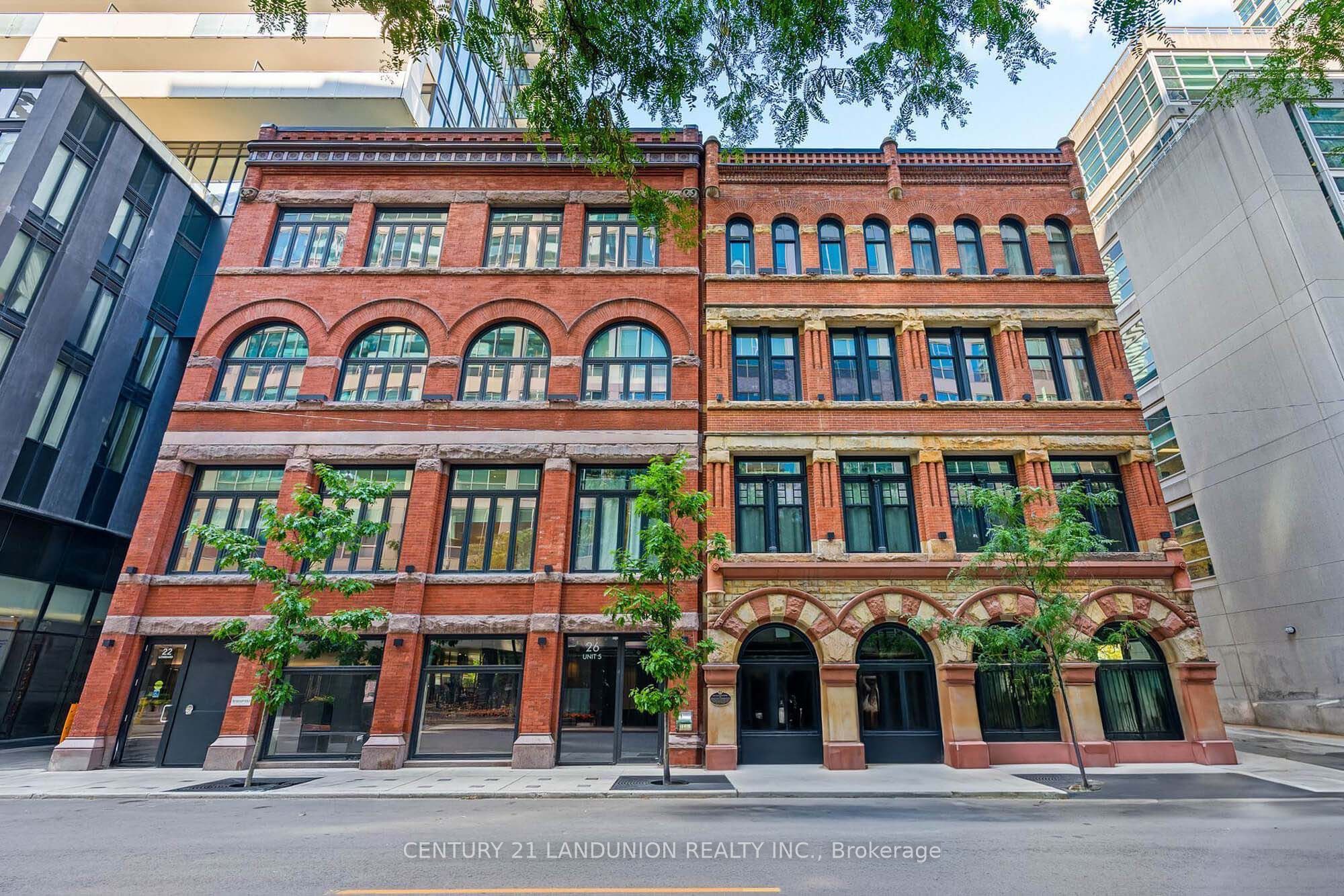 22 LOMBARD Street E 402, Toronto, ON M5C 1M1
