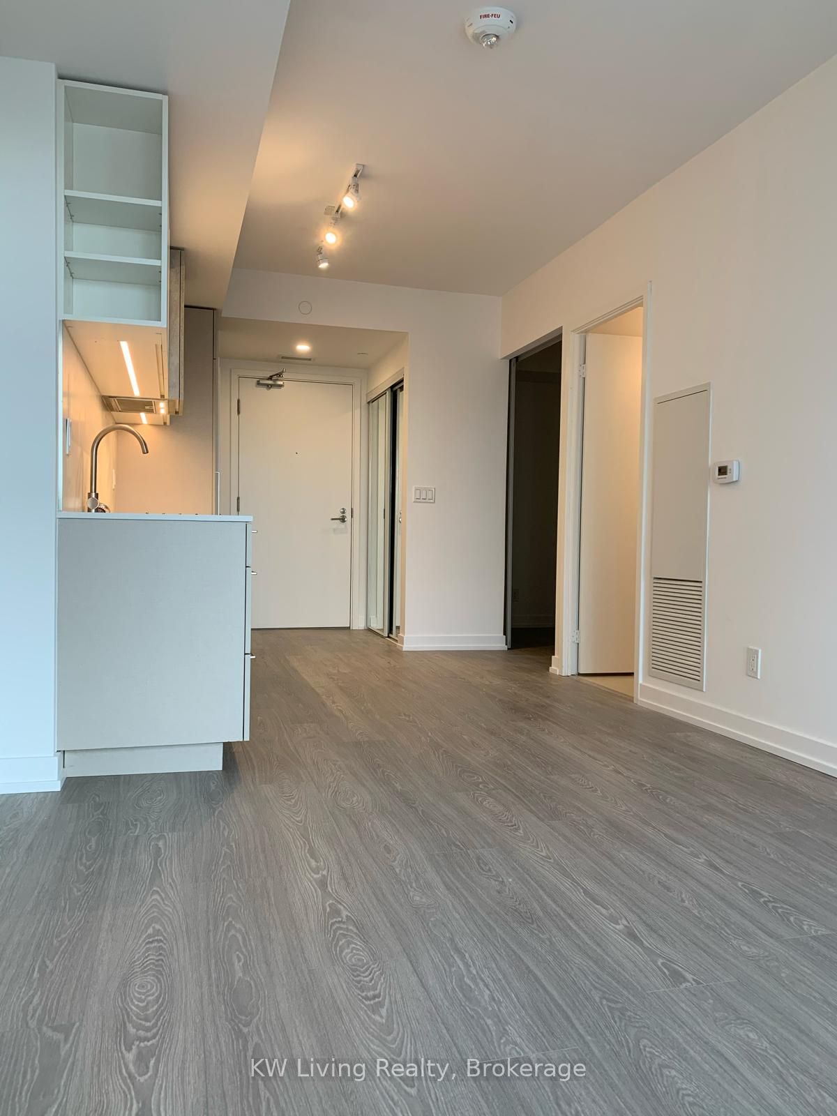 19 Western Battery Road 3120, Toronto, ON M6K 0E3 photo 5