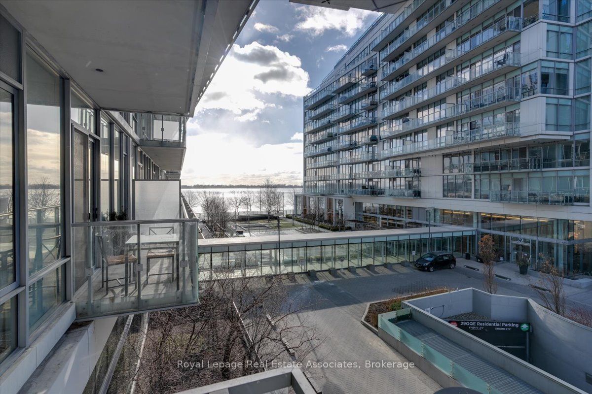 29 Queens Quay E 323, Toronto, ON M5E 0A4 photo 2