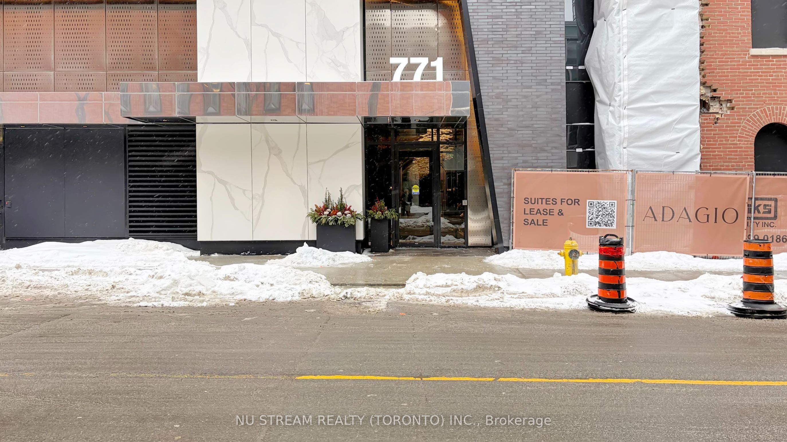 771 Yonge Street 2011, Toronto, ON M4W 0B8 photo 4