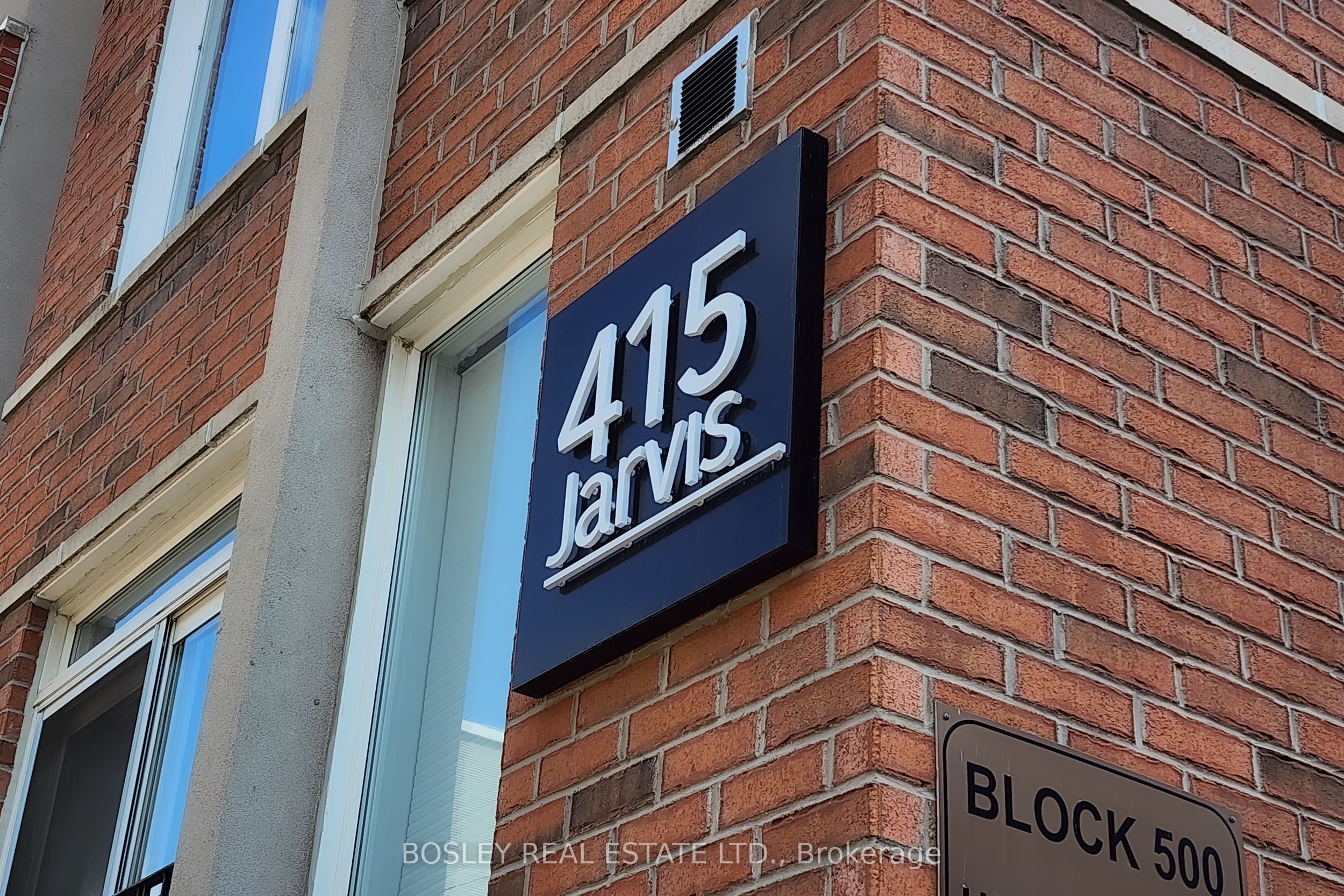 415 Jarvis Street 155, Toronto, ON M4Y 3C1 photo 2