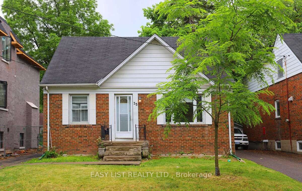 35 Anndale Drive, Toronto, ON M2N 2W9