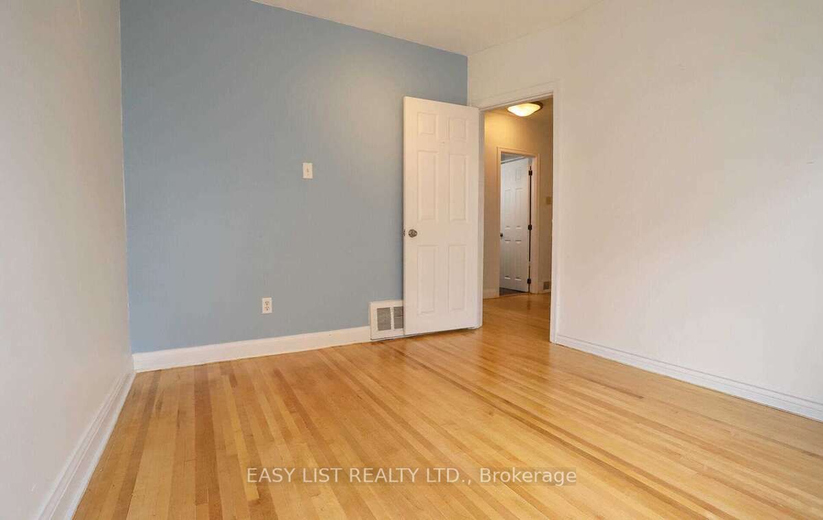 35 Anndale Drive, Toronto, ON M2N 2W9 photo 3