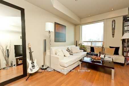 633 Bay Street Ph09, Toronto, ON M5G 2G4 photo 4