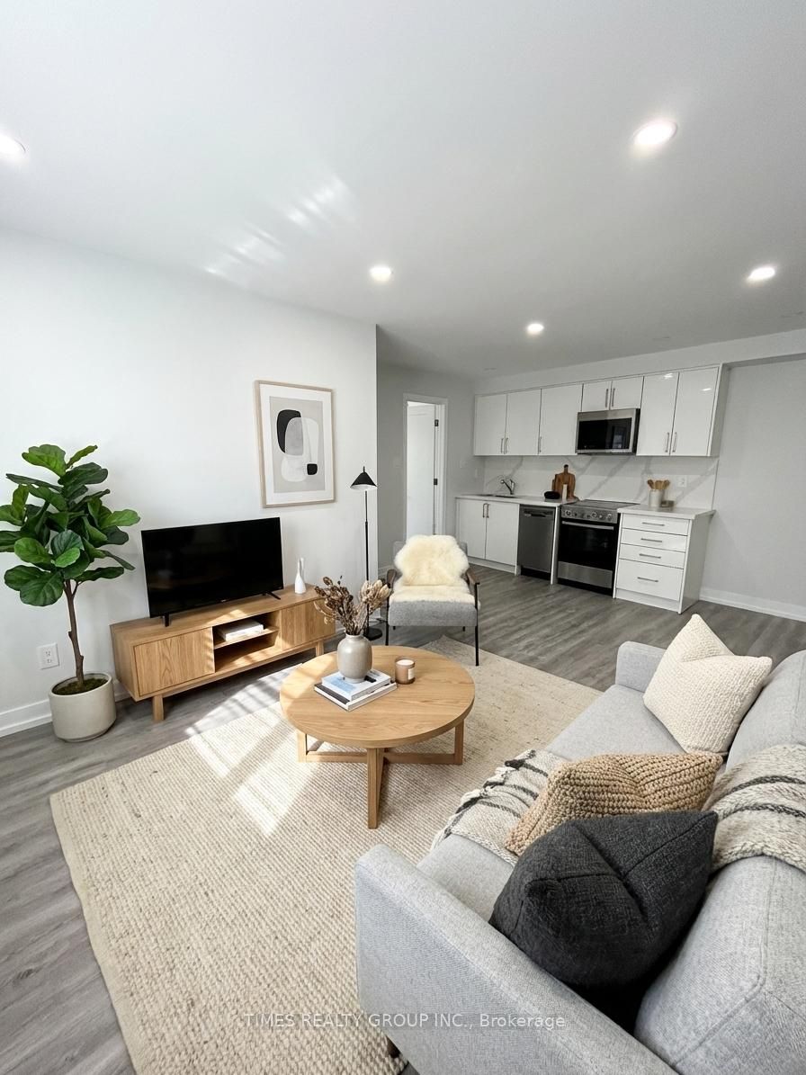 15 Walmer Road 103, Toronto, ON M5R 2X1 photo 3