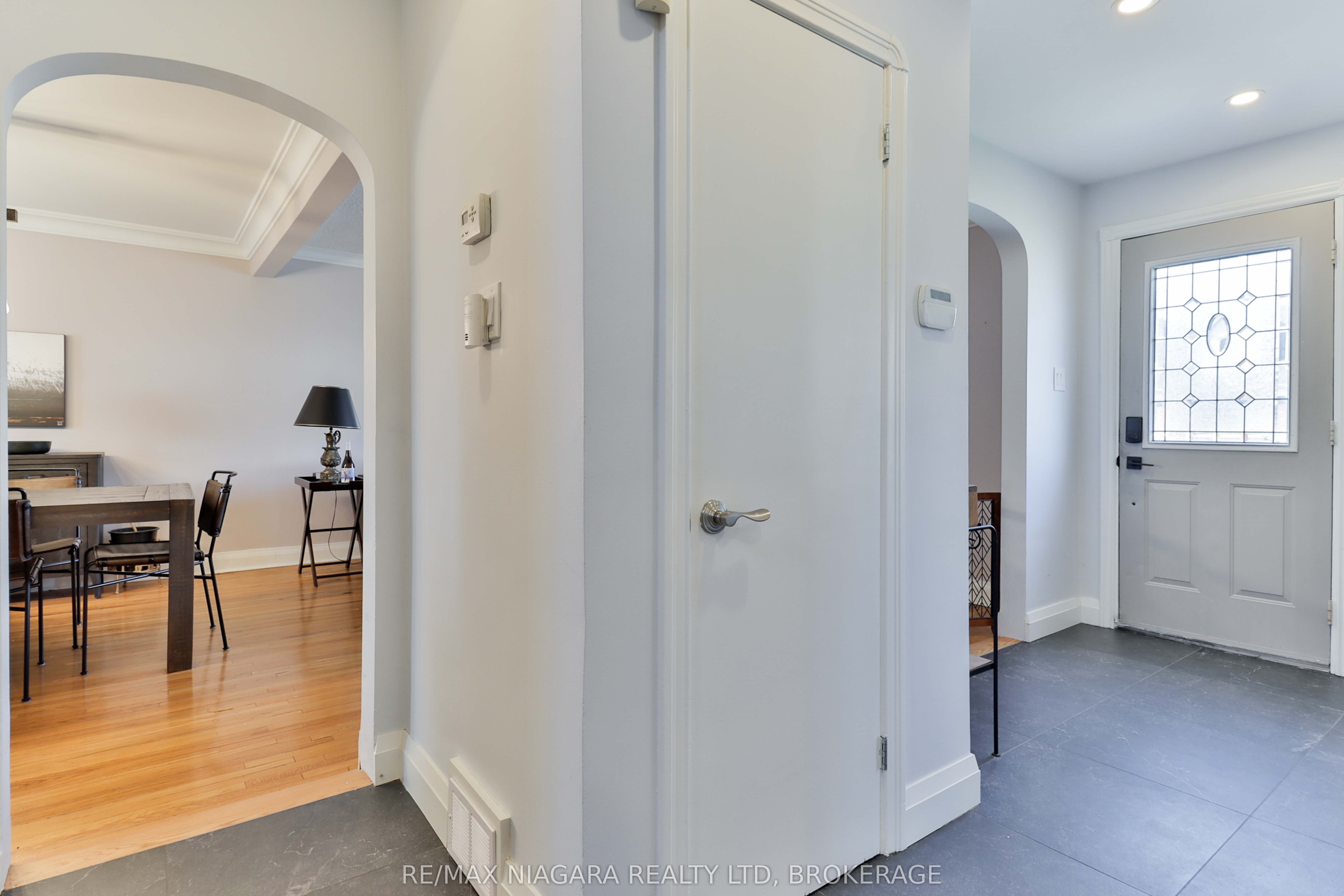 65 Craigmore Crescent, Toronto, ON M2N 2Y6 photo 4