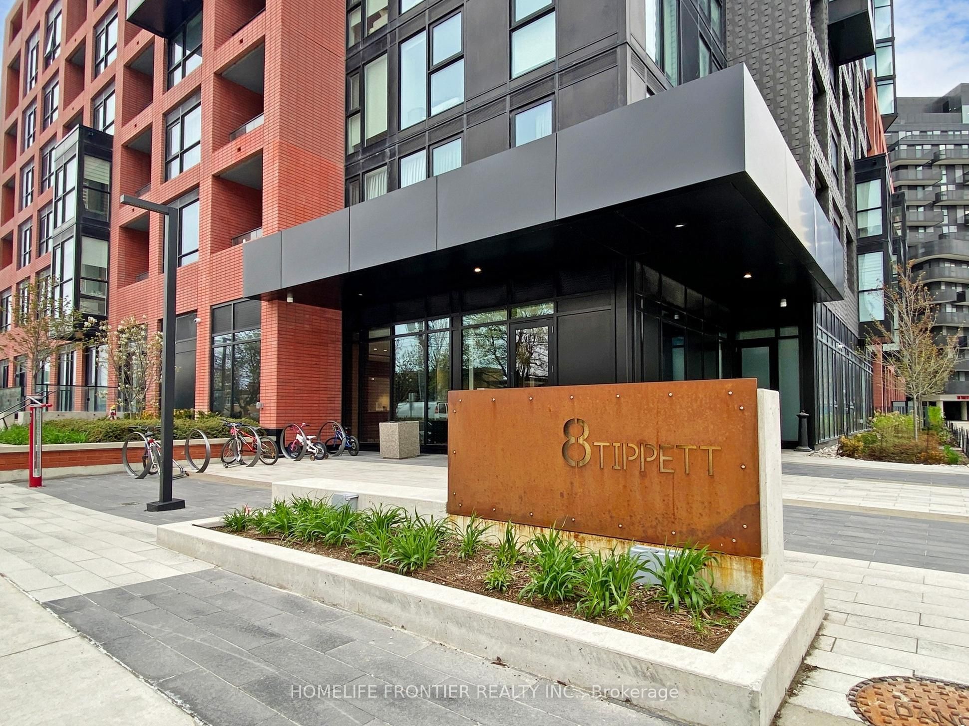 8 Tippet Road 709, Toronto, ON M3H 0E7 photo 2