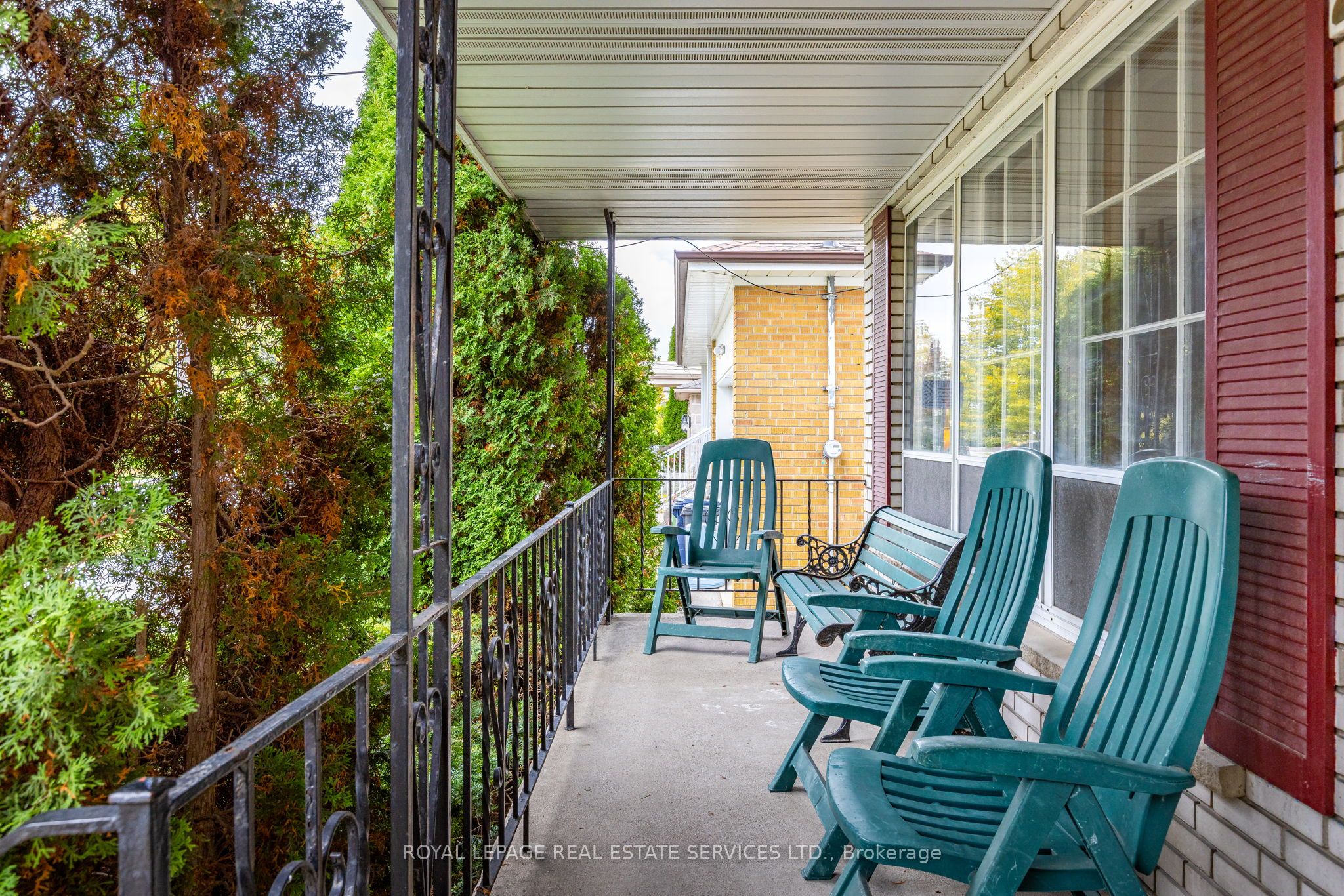 29 Doverwood Court, Toronto, ON M2M 2G6 photo 4