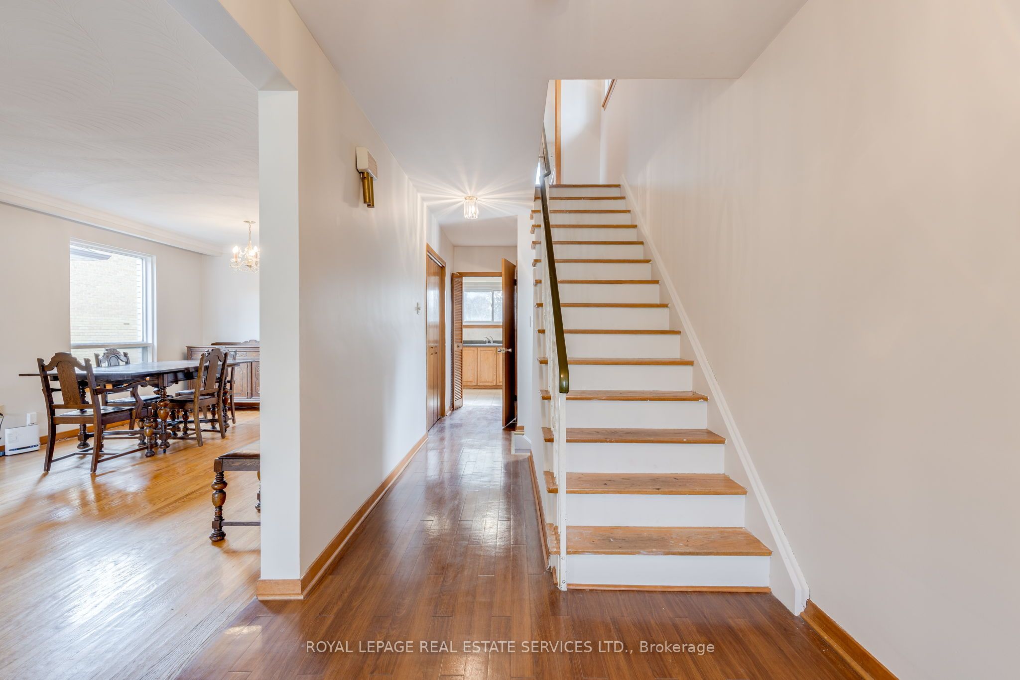 29 Doverwood Court, Toronto, ON M2M 2G6 photo 5