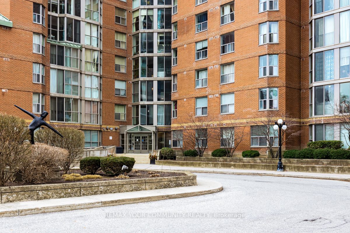 5795 Yonge Street PH1205, Toronto, ON M2M 4J3 photo 2