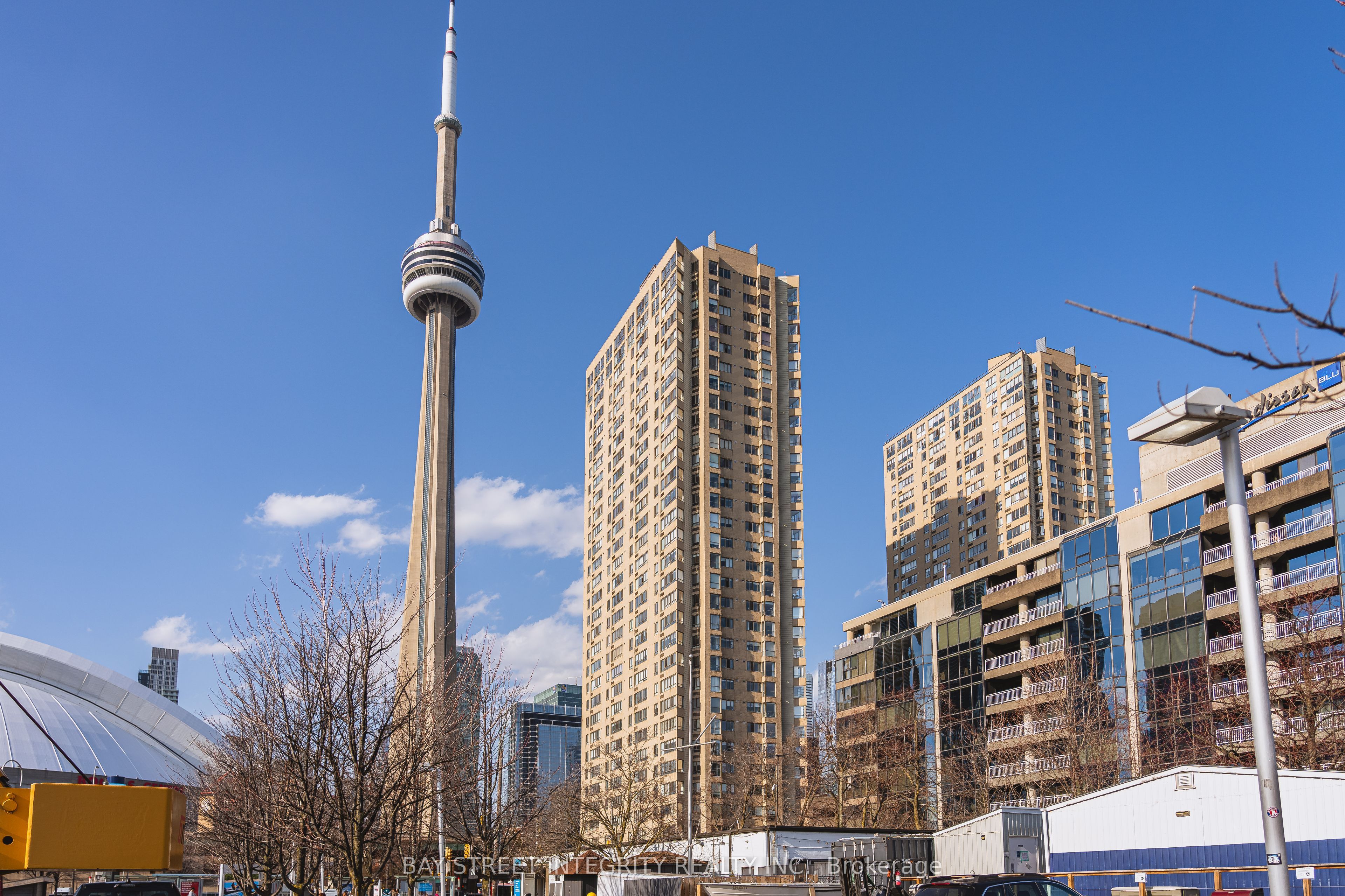 270 Queens Quay N/A W 1107, Toronto C01, ON M5J 2N4