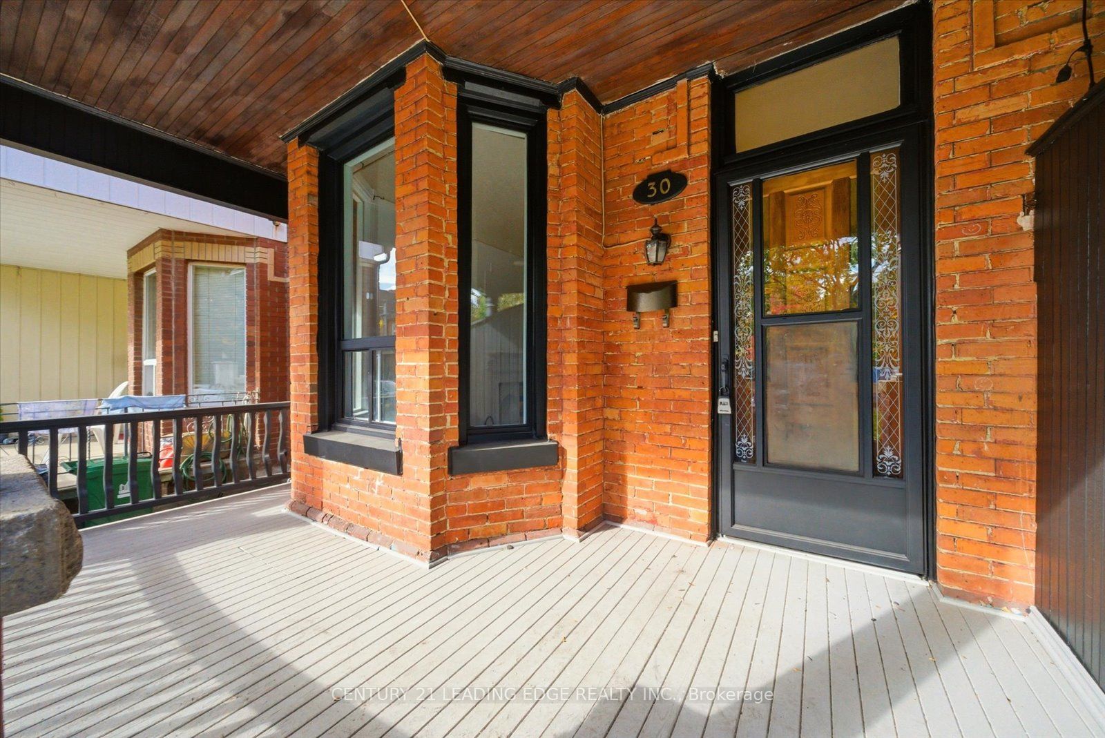 30 Ulster Street, Toronto, ON M5S 1E3 photo 3