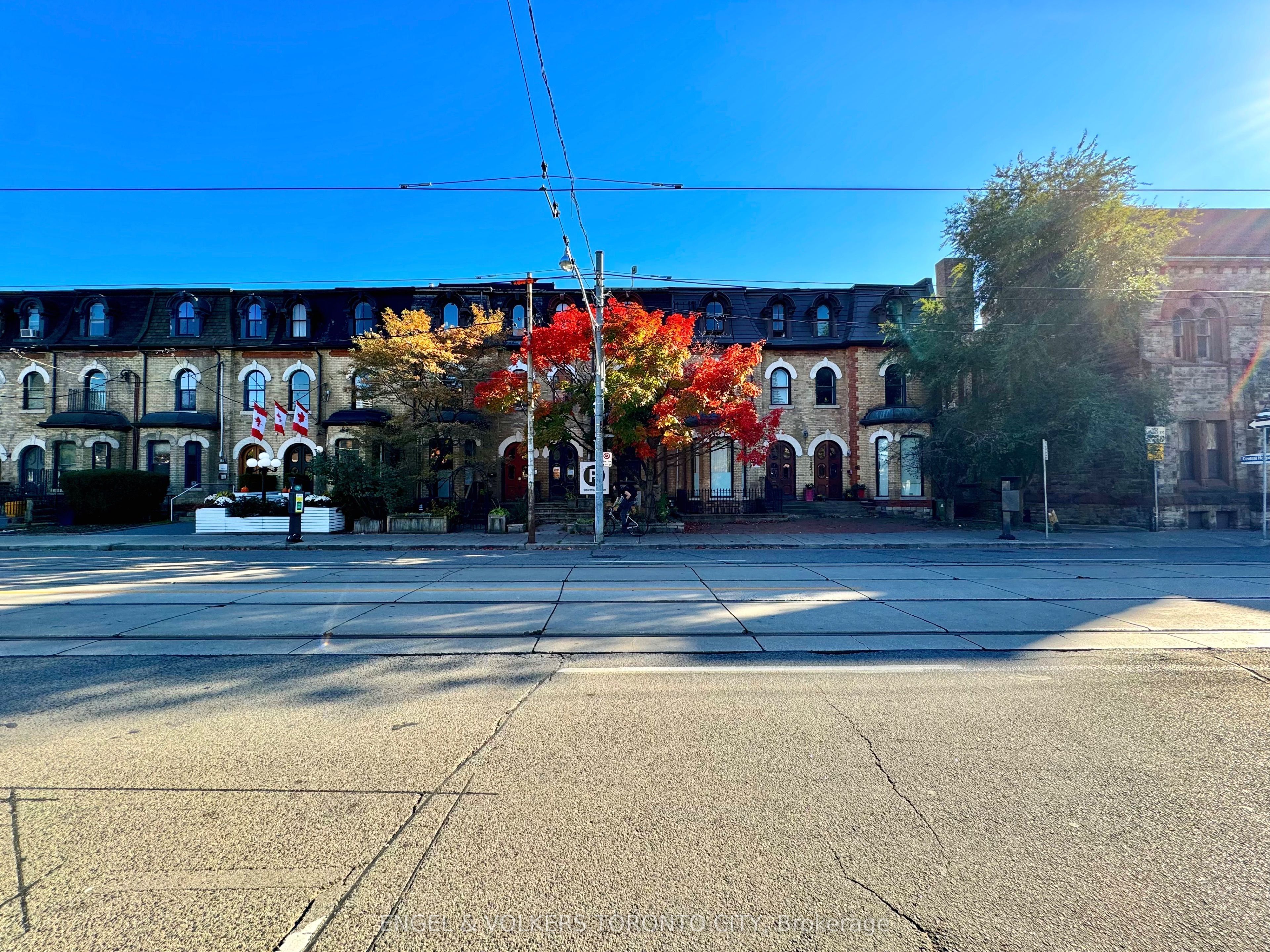 167 Carlton Street, Toronto, ON M5A 2K3 photo 3