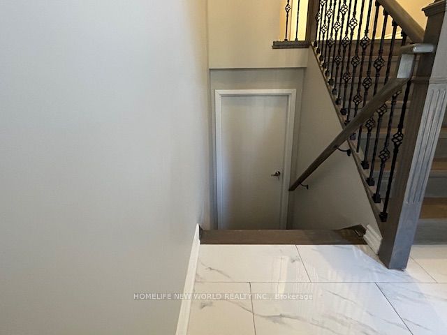 137 Cherokee Boulevard Bsmt, Toronto, ON M2J 4G2 photo 2