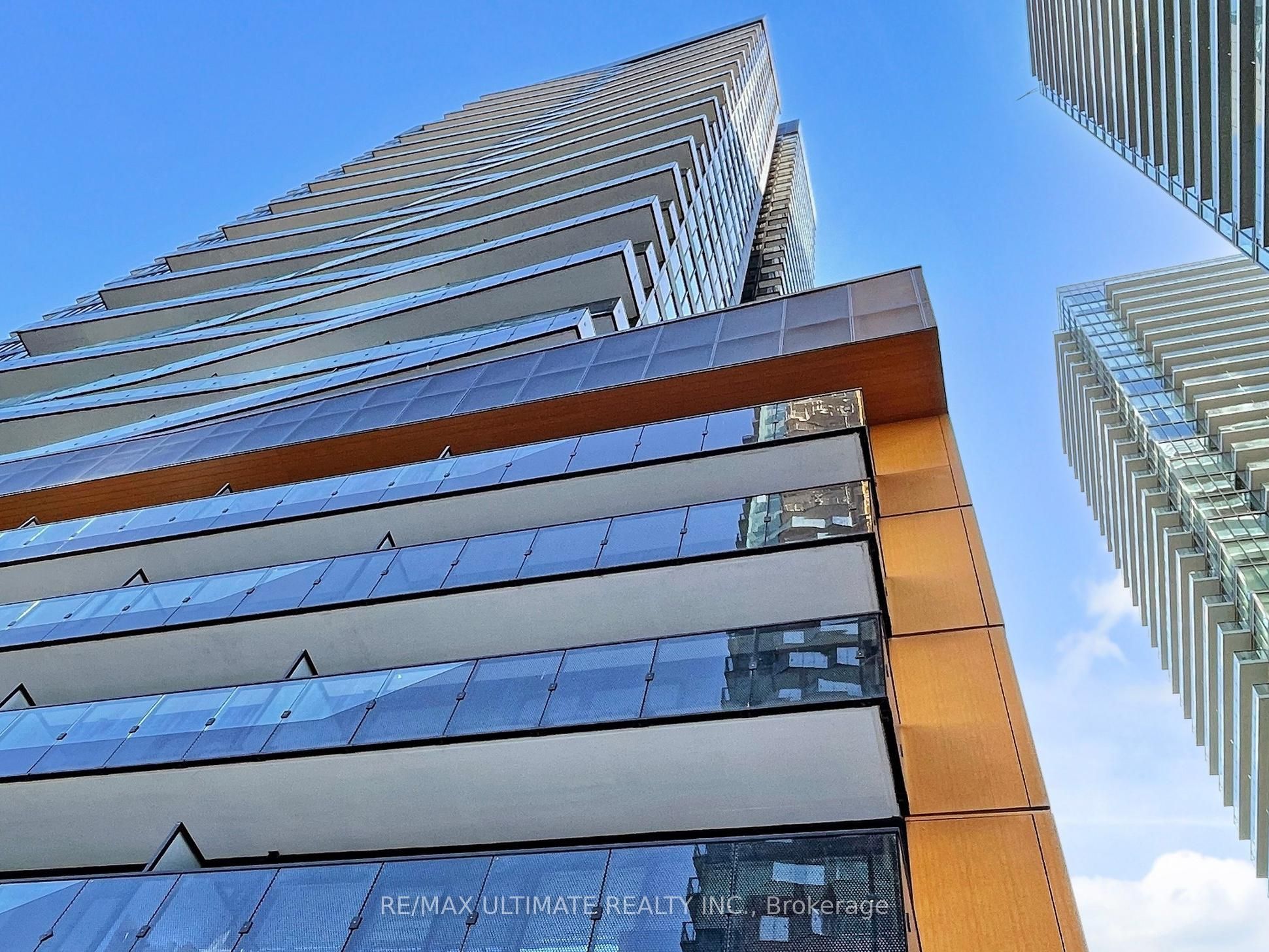 117 Broadway Avenue 207, Toronto, ON M4P 1V3 photo 3