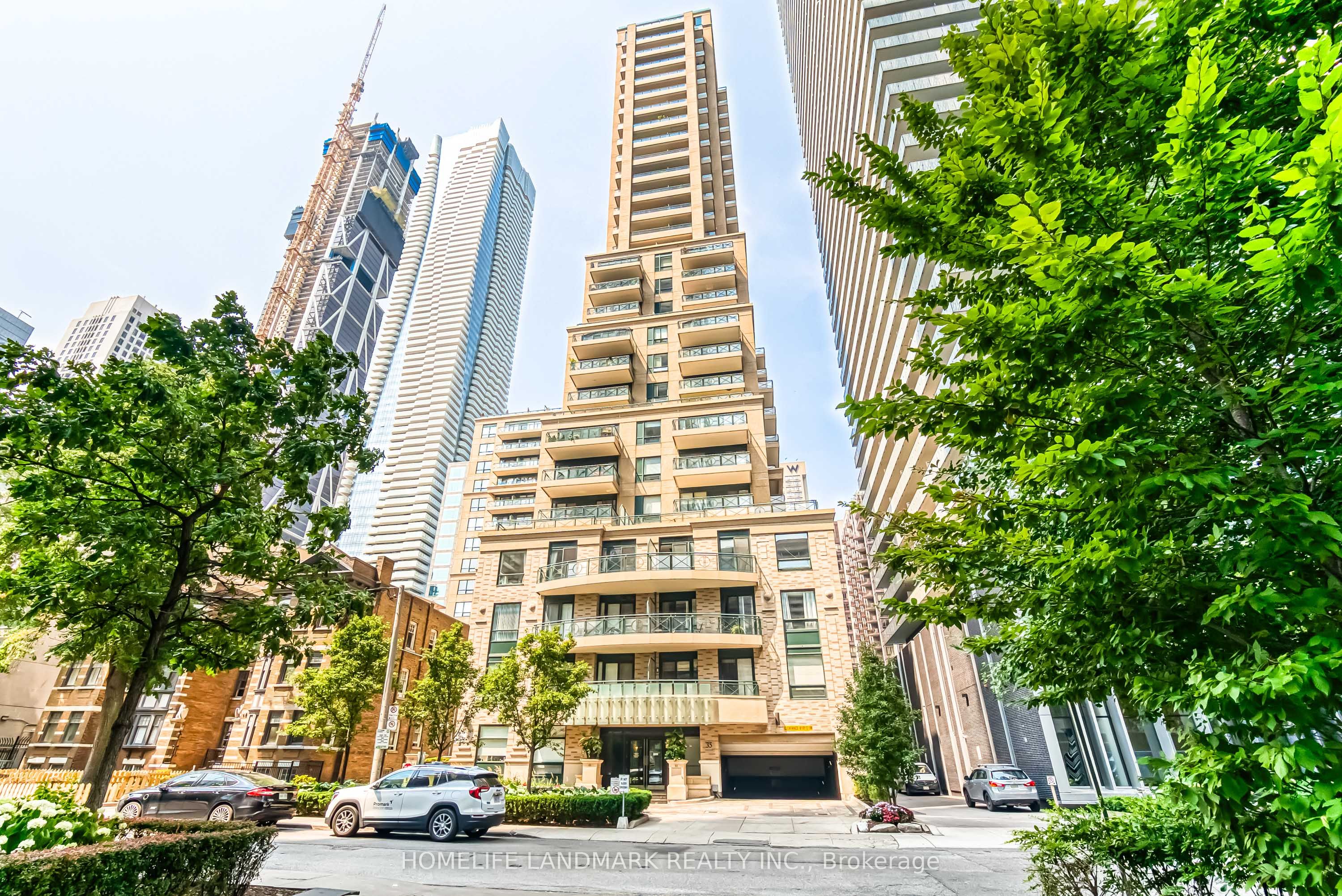 35 Hayden Street 2701, Toronto, ON M4Y 3C3 photo 2