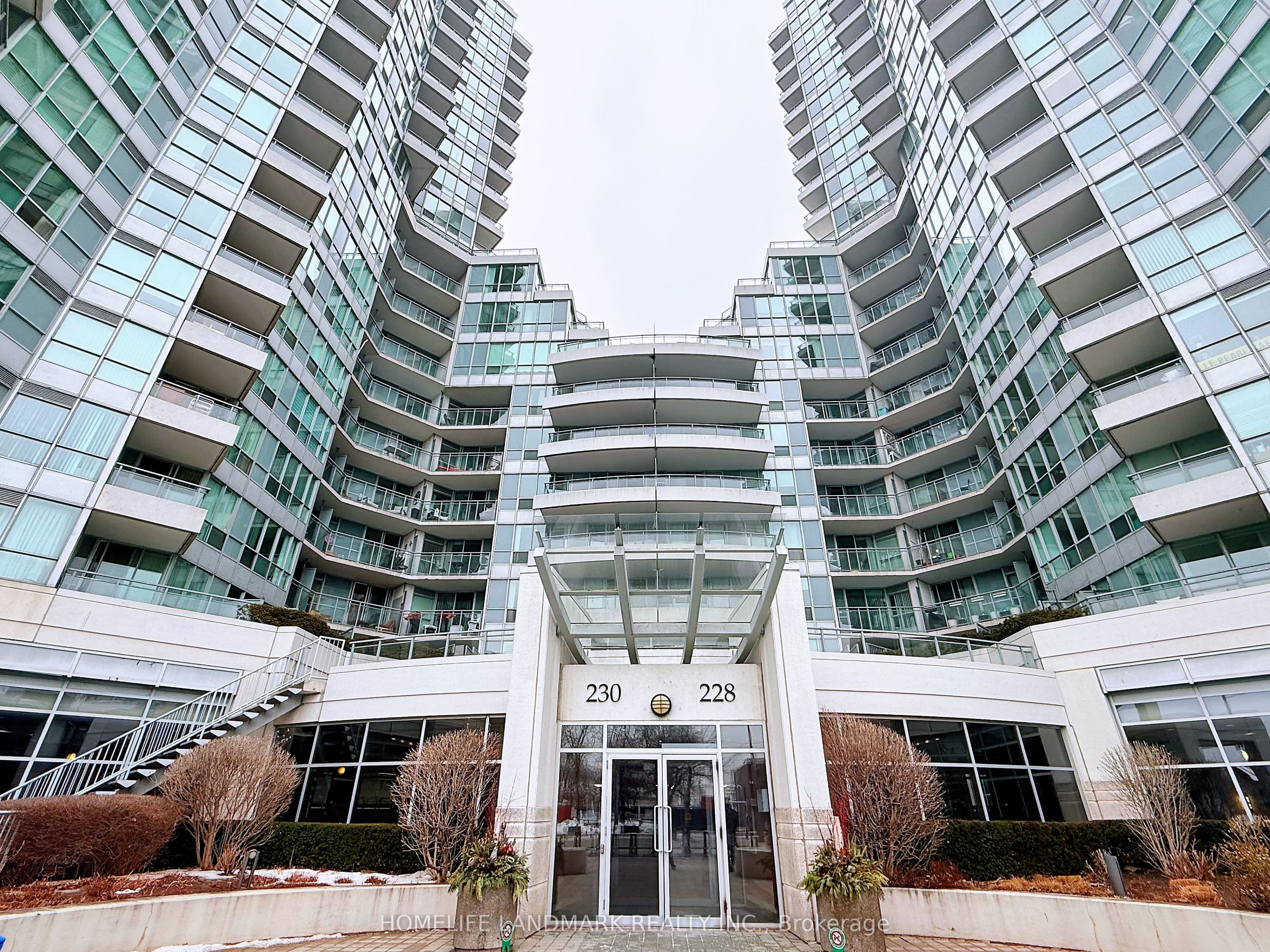 230 Queens Quay W 727, Toronto, ON M5J 2Y7