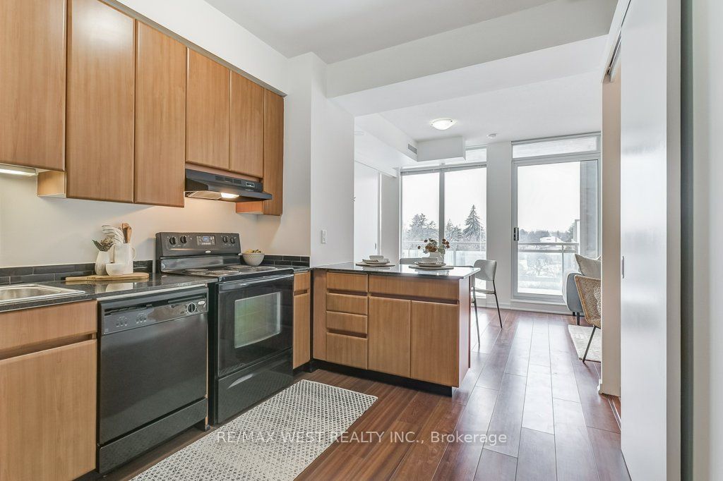 30 Canterbury Place 501, Toronto, ON M2N 0B9 photo 3