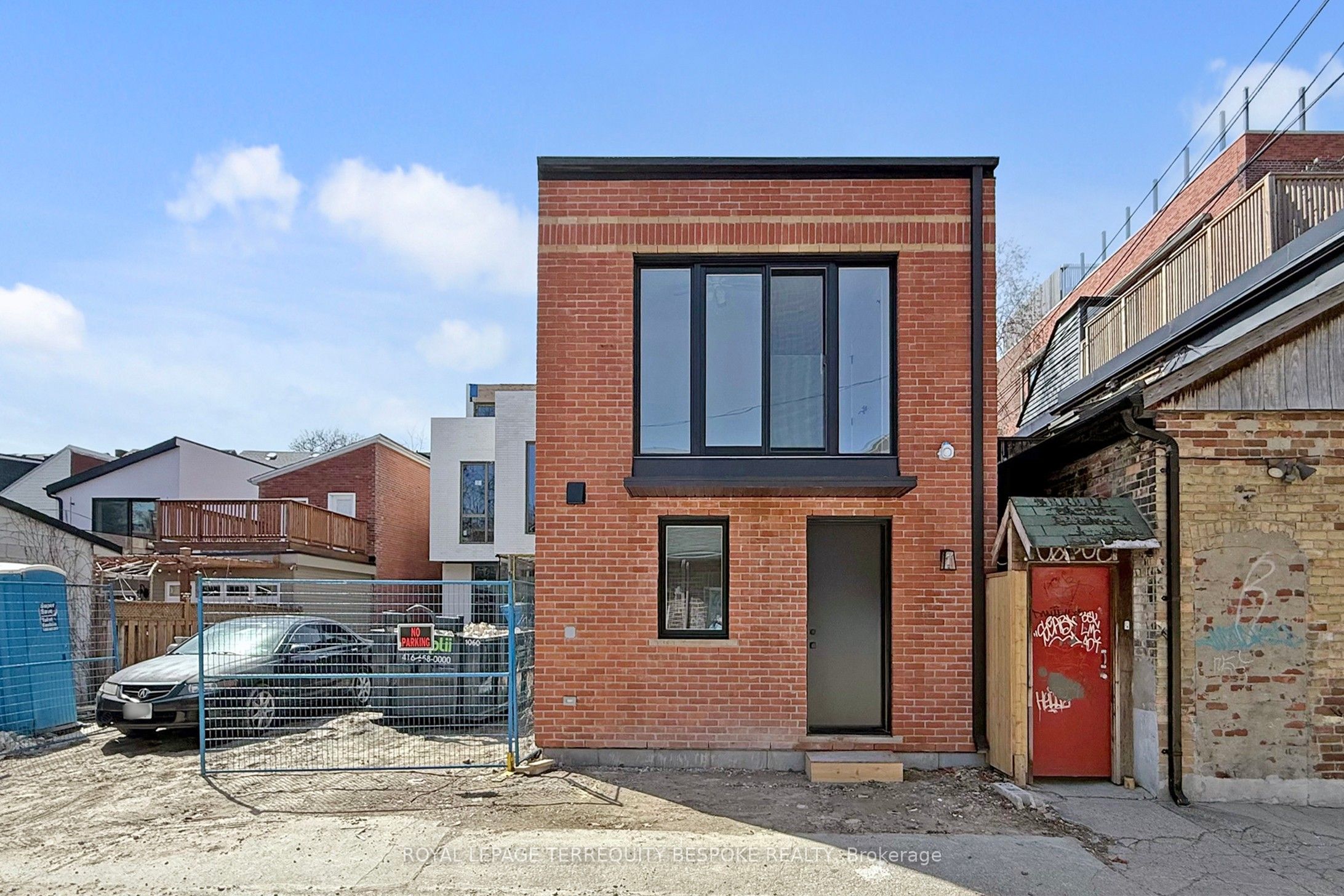 363 Euclid Avenue Laneway, Toronto, ON M6J 2K1 photo 3