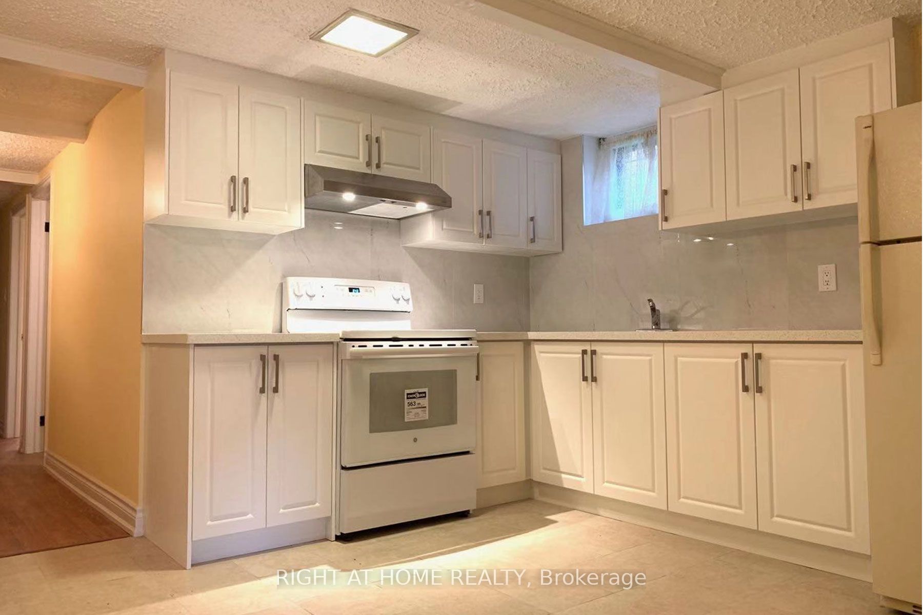 51 Wilkinson Drive Lower, Toronto, ON M2J 3Z6